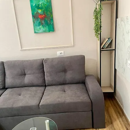 Holiday home Quite And Modern Tirana