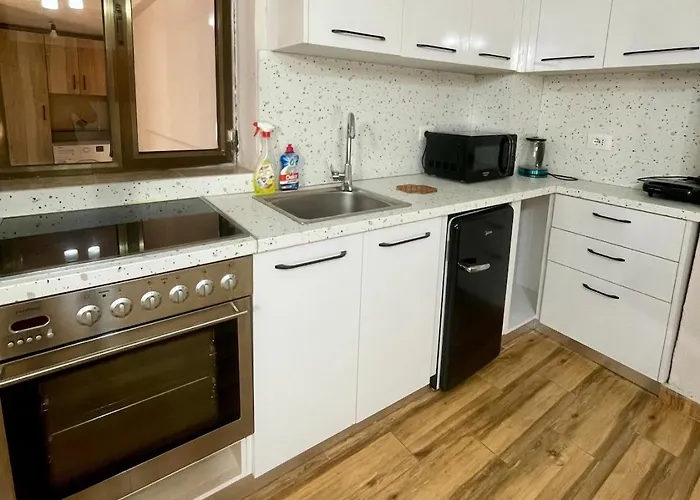 Semesterbostad Quite And Modern